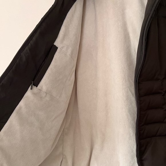 Calvin Klein down puffer coat - Picture 8 of 9